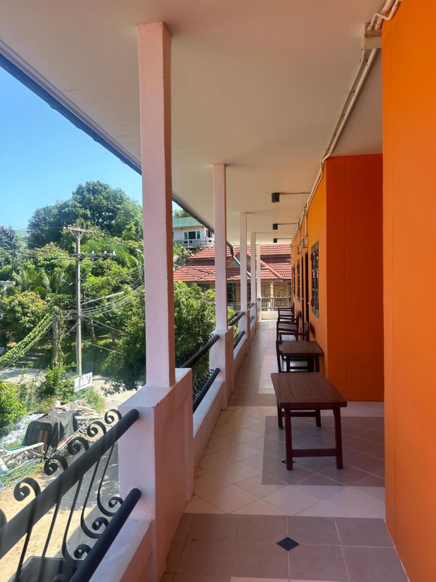 Sea Breeze Backpacker Hostel Ko Pha Ngan Exterior foto